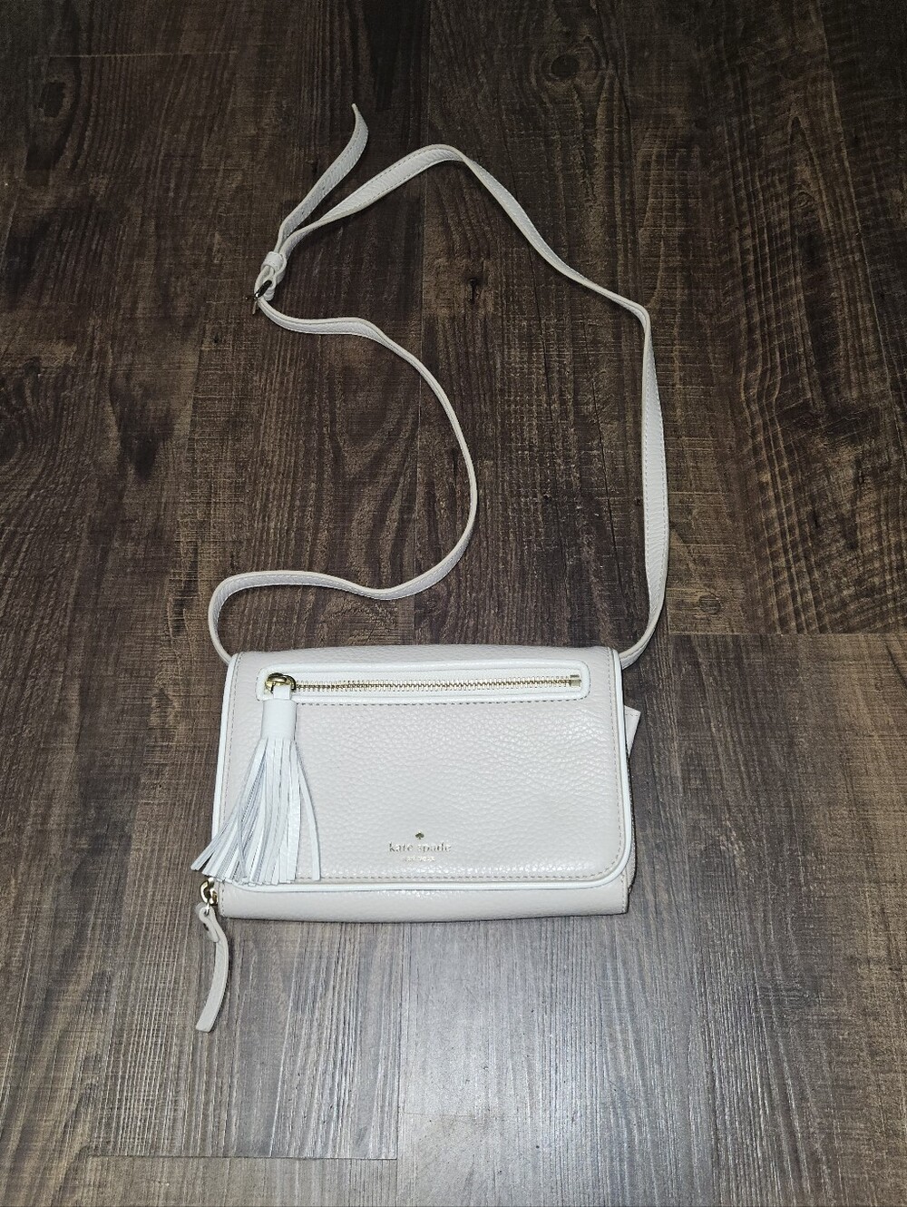 Kate Spade Chester Street Avie Crossbody Clutch